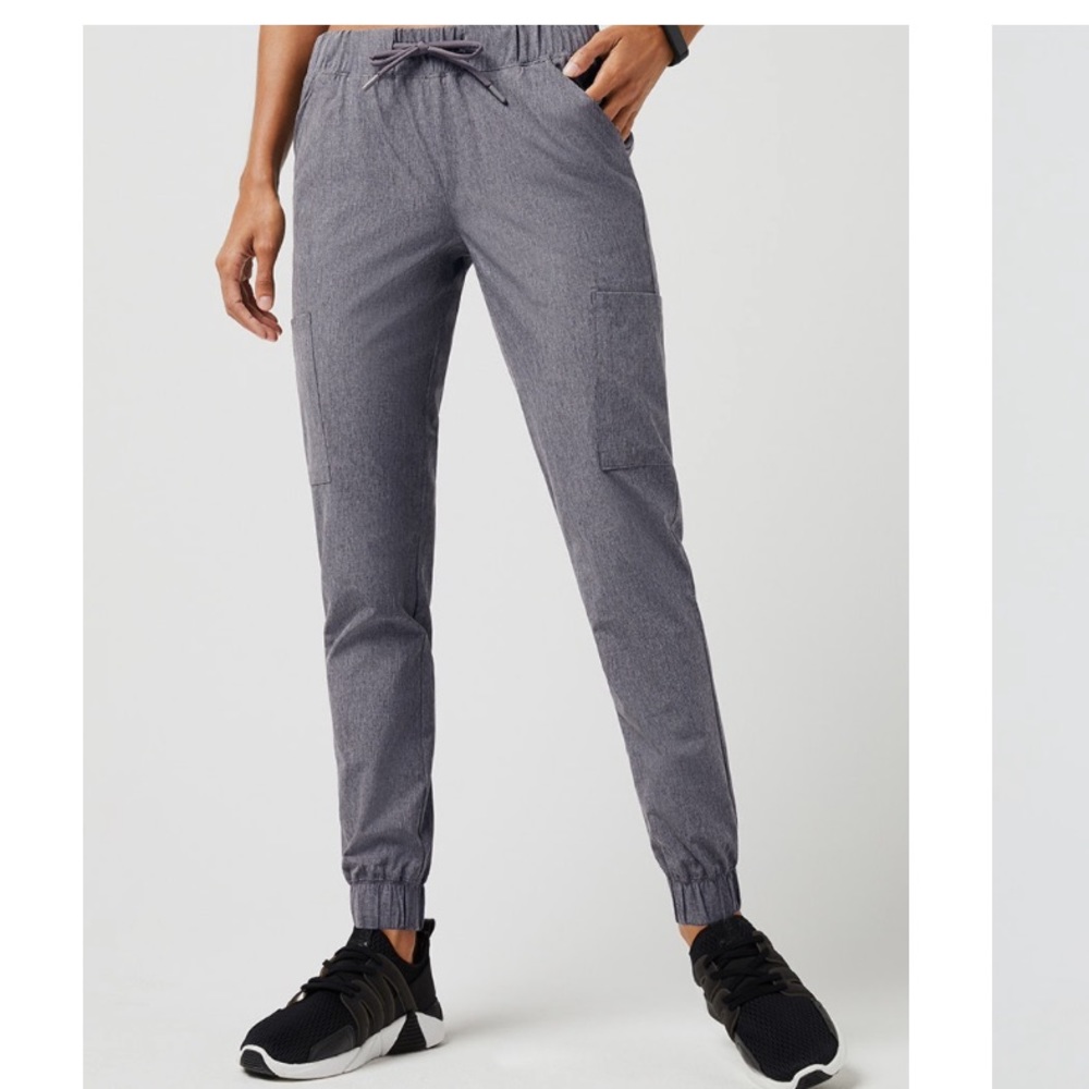 Jaanuu Heather Gray Scrub Jogger Pants